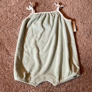 NWT organic cotton romper